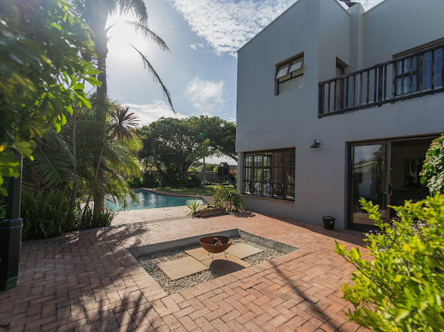 5 Bedroom Property for Sale in Summerstrand Eastern Cape